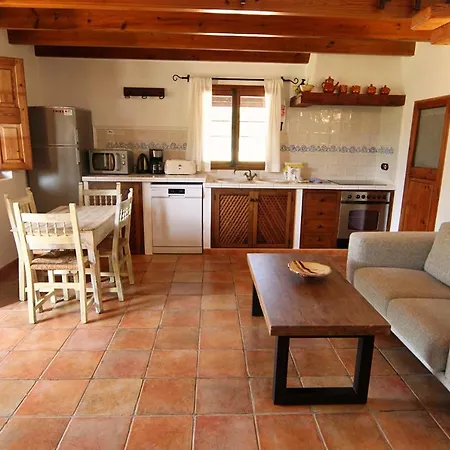 Villa Sleeps 2 Pool Air Con Wifi