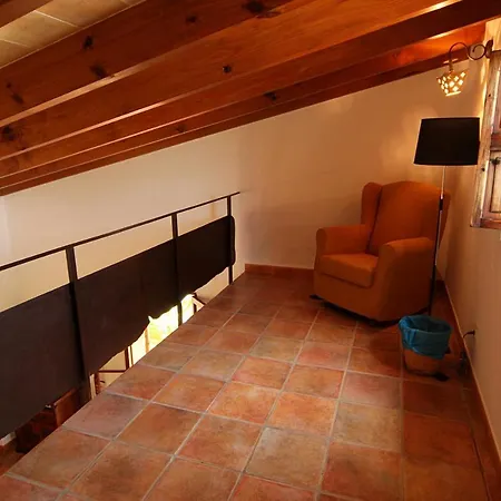 Sleeps 2 Pool Air Con Wifi *